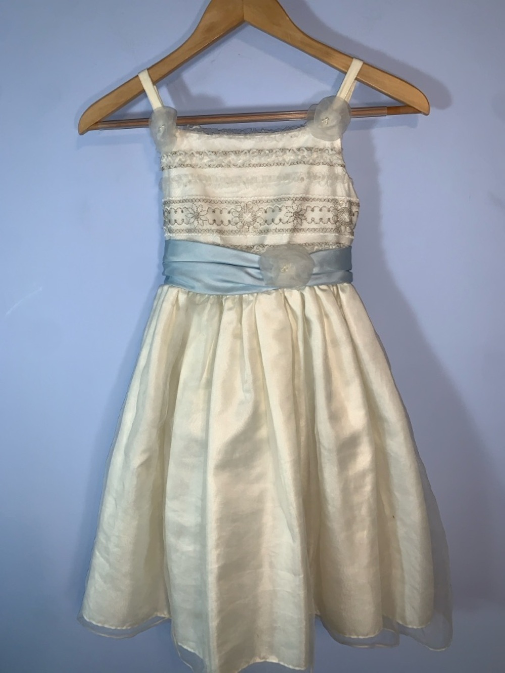 Sugar plum vintage 90’s organza Flower-Accent Formal Dress Light Blue Sash 8